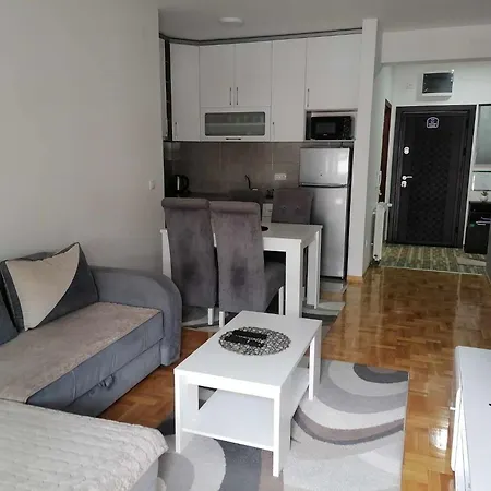 Apartmán Zapadni Kej Pirot