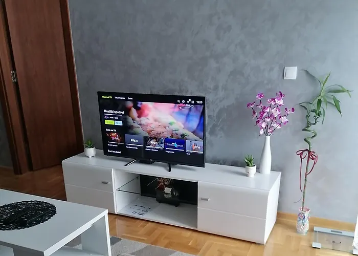 アパート Zapadni Kej *